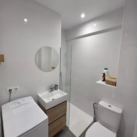 Апартаменти Arenal Sea Views